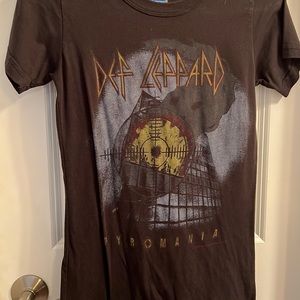 Junk food Def Leopard tee black Medium M